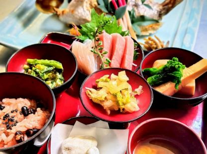 お食事